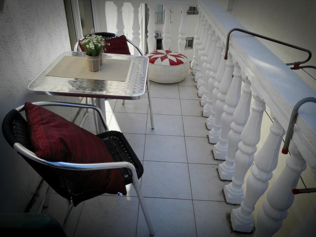Apartment Quince بودفا الغرفة الصورة